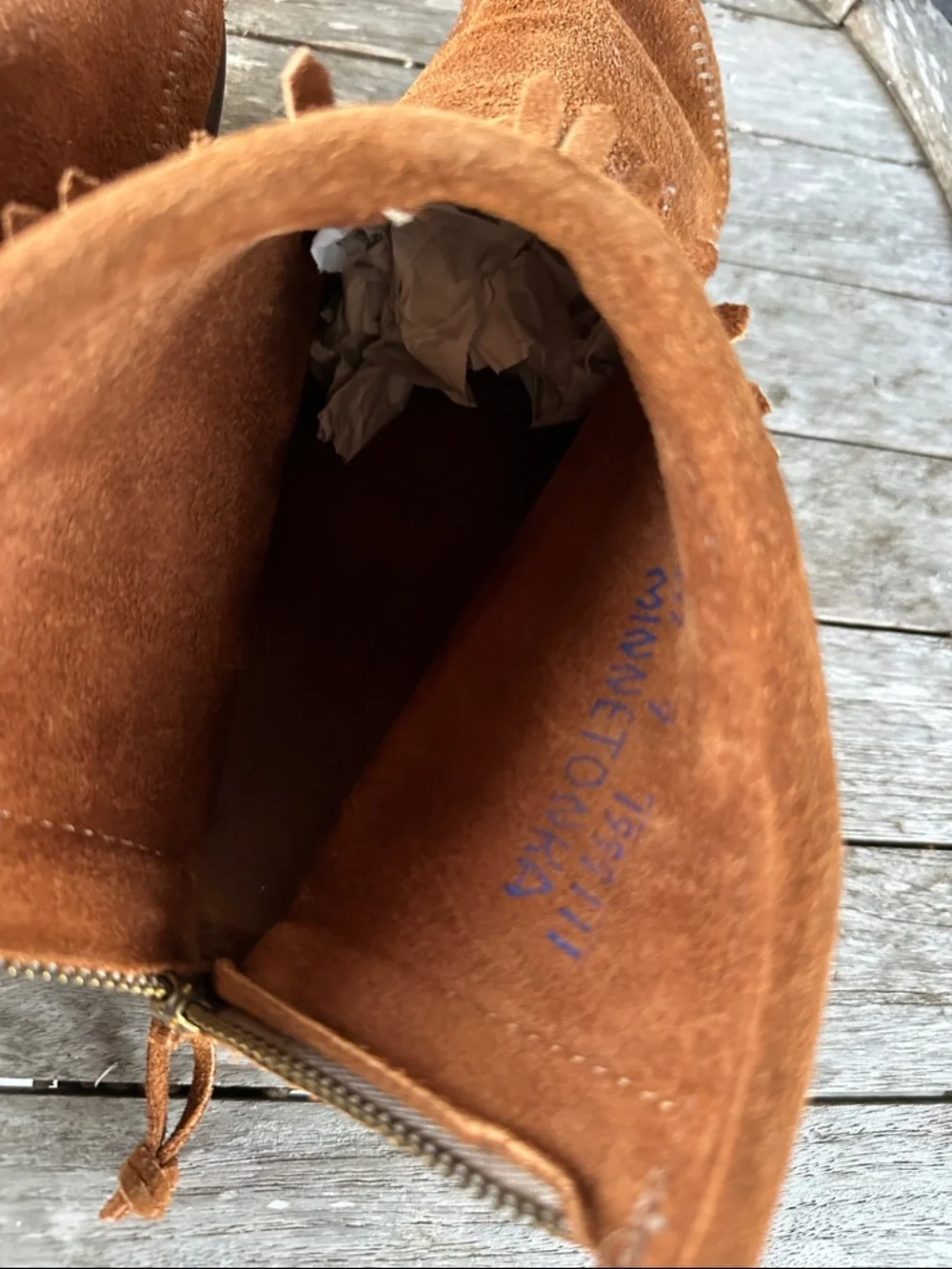 Minnetonka Brown Suede Fringe Ankle Booties 9 - Picture 7 of 14